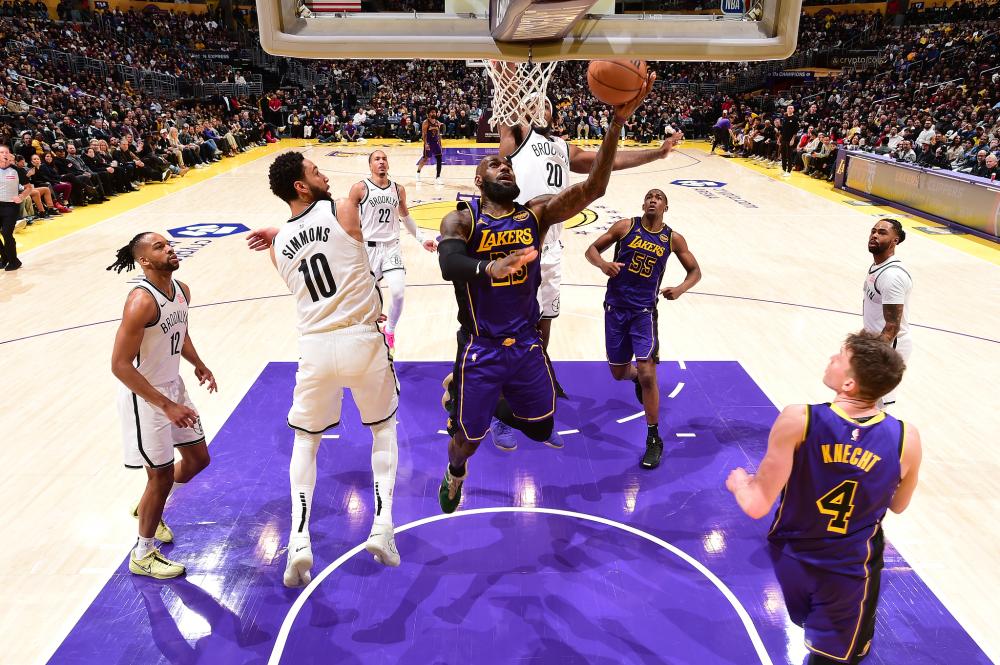 更是让米兰 更是让米兰