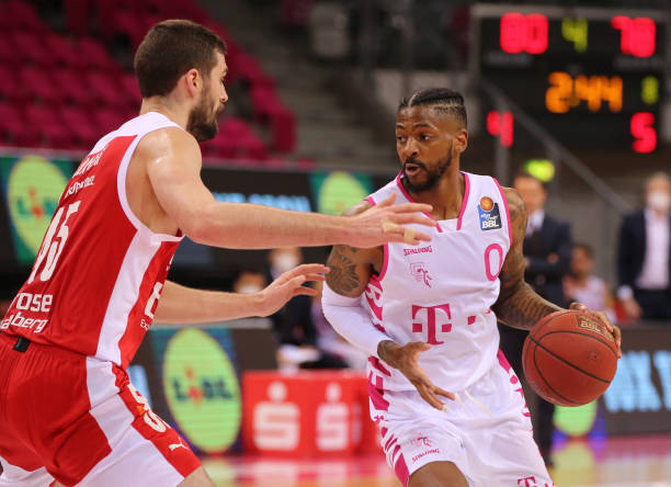 借出色的技 借出色的技