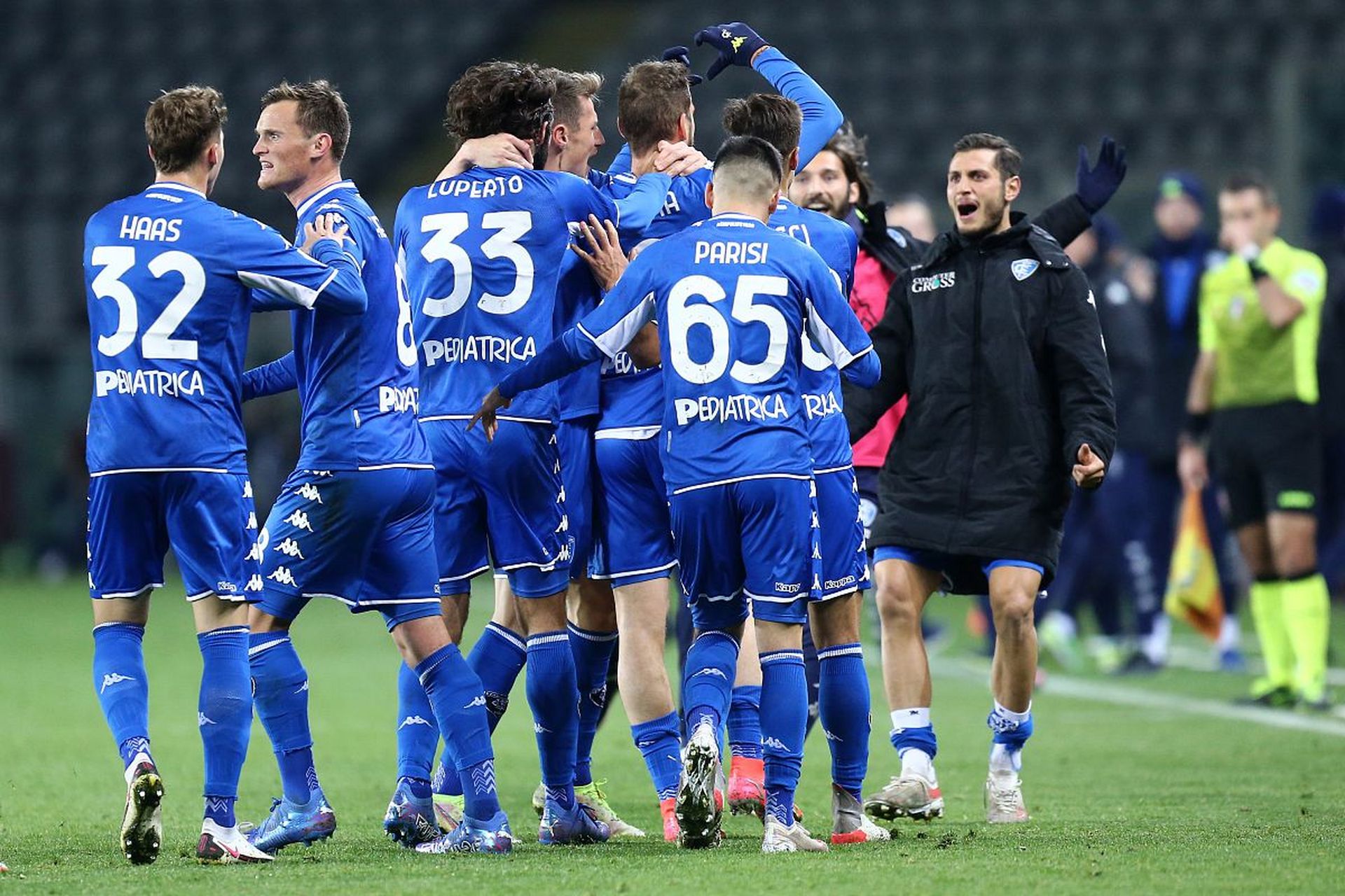 卫冕冠军瑞 卫冕冠军瑞