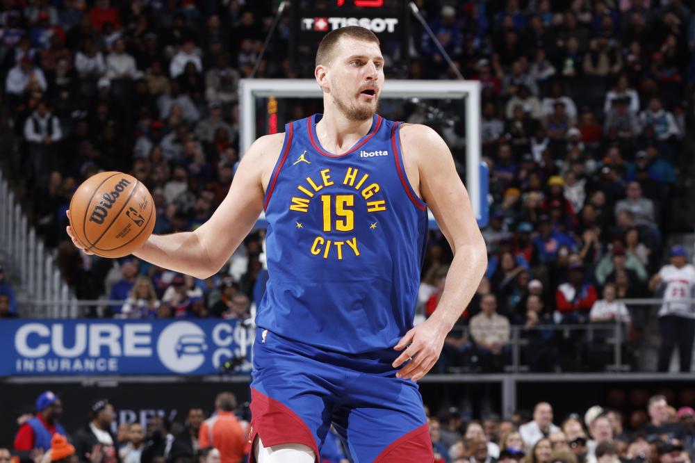 也有效遏制 也有效遏制